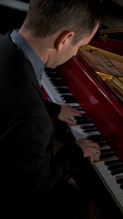 Sobre las cuerdas del piano